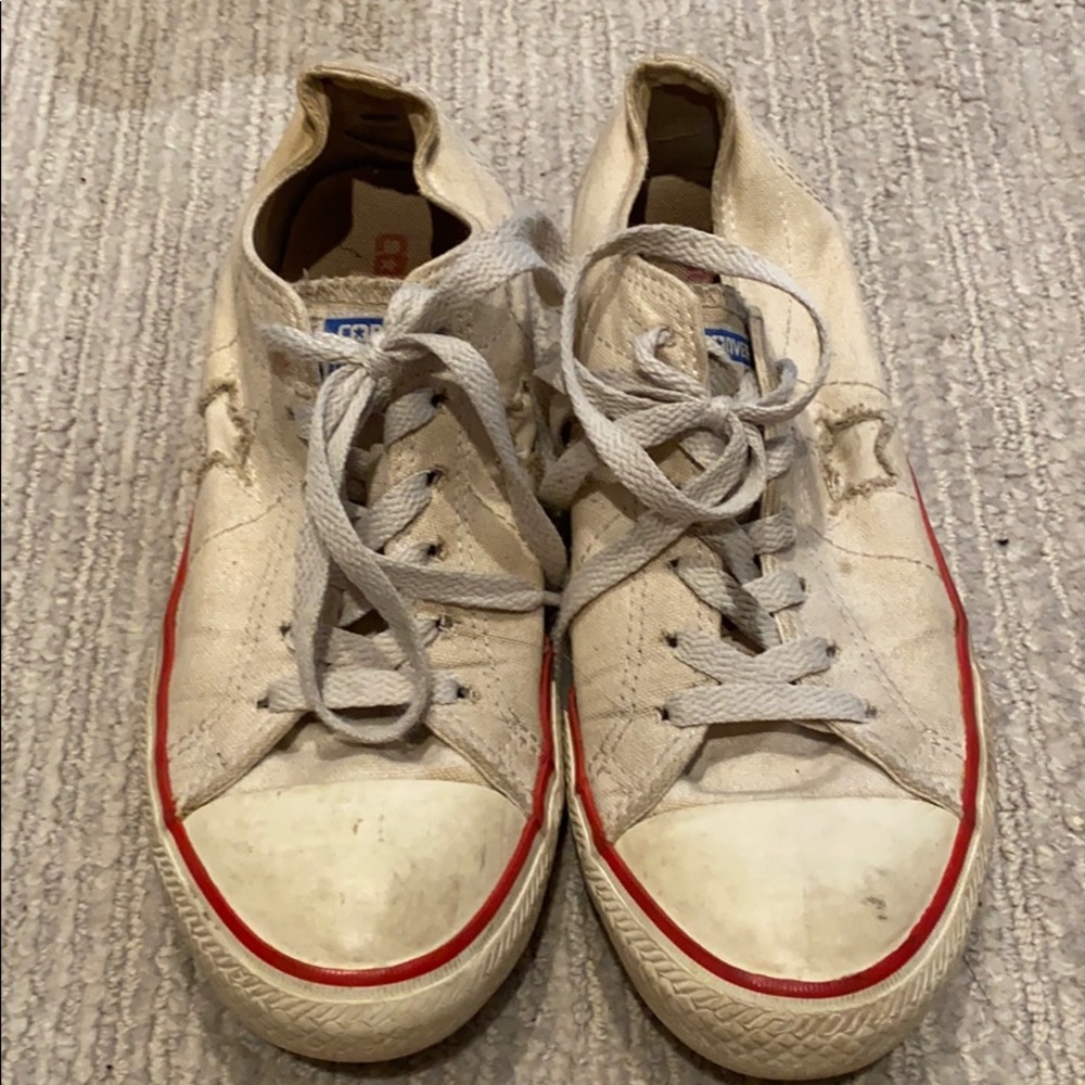 White low top converse